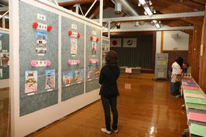 絵画展示の様子