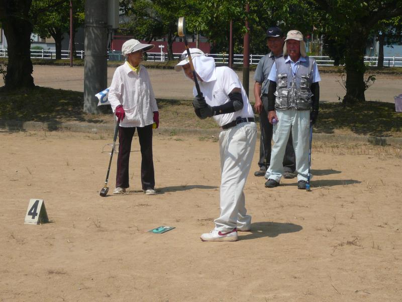 写真：グラウンドゴルフ大会の様子