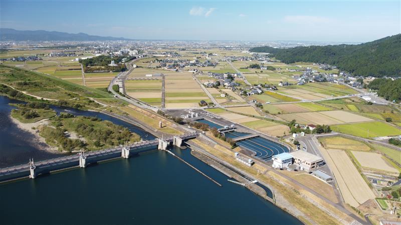 鳴鹿大堰