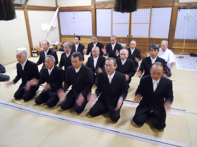 いざき奉納の様子（写真）