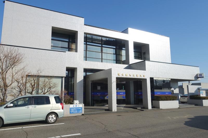 福井銀行三国支店の外観（写真）