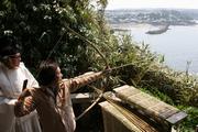 海に向かって矢を放ち、安全祈願などを行う神射式