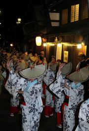 華やかに踊り流す花柳流瑞穂会