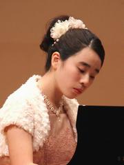 中川明日香さん・ピアノ