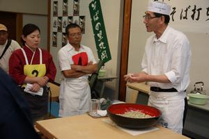 そばを愛する心で打つ　段位かけ磨いた業光る（8月3日）