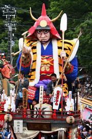 一番山車・岩崎区「前田慶次」