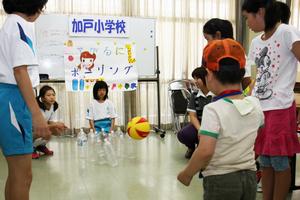 パソコンを使って、点字の名刺作成を体験