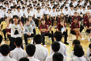 坂中3年生が合唱コンクールで練習した歌を披露