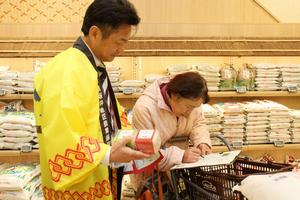 花あかりを購入しアンケートに回答の人に、花あかり“食べ比べセット”を進呈