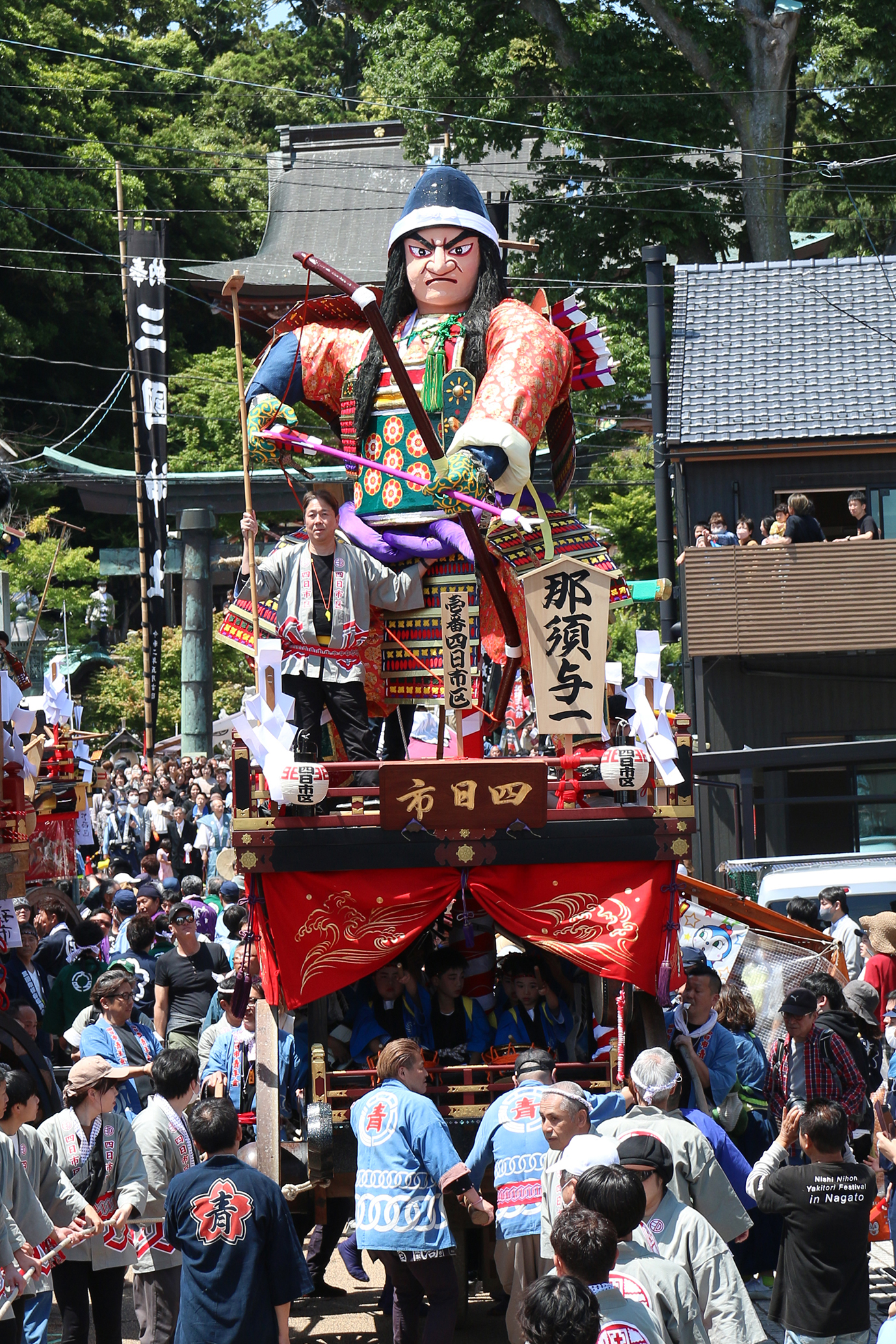 三国 福井県坂井市／300年以上続く伝統の三国祭 心意気燃ゆる山車に見物客集う