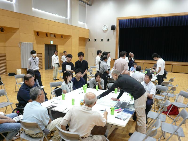 R7まち歩き点検ワークショップのようす